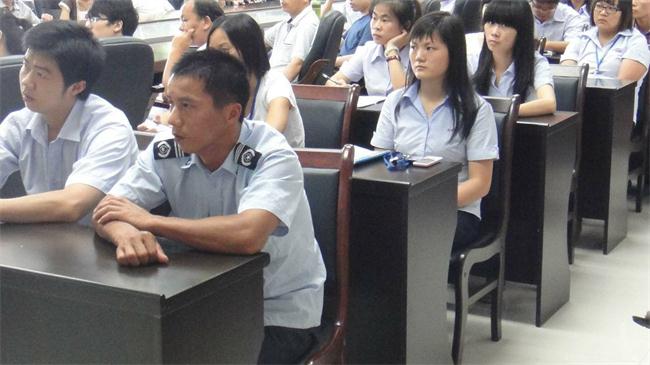 煒林納員工安全生產(chǎn)月之生產(chǎn)培訓(xùn)